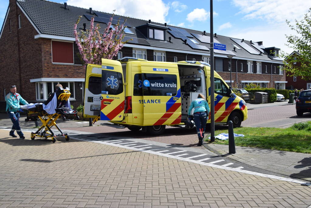 Scooterrijder gewond bij aanrijding door automobilist