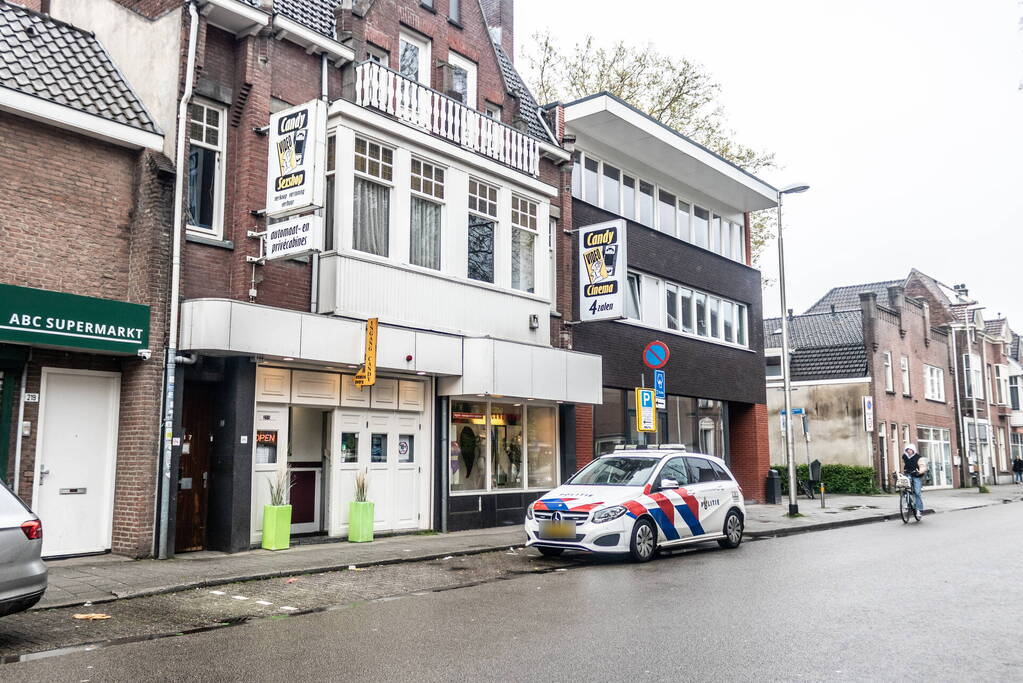 Meerdere medewerkers sex winkel bedreigt