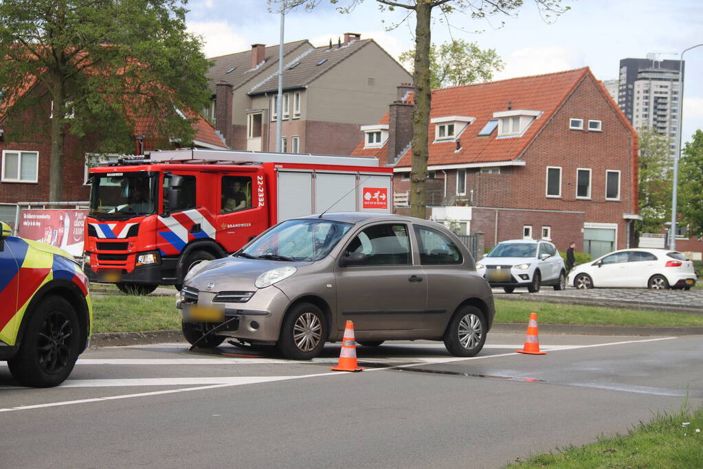 Schade aan personenauto door eenzijdige aanrijding