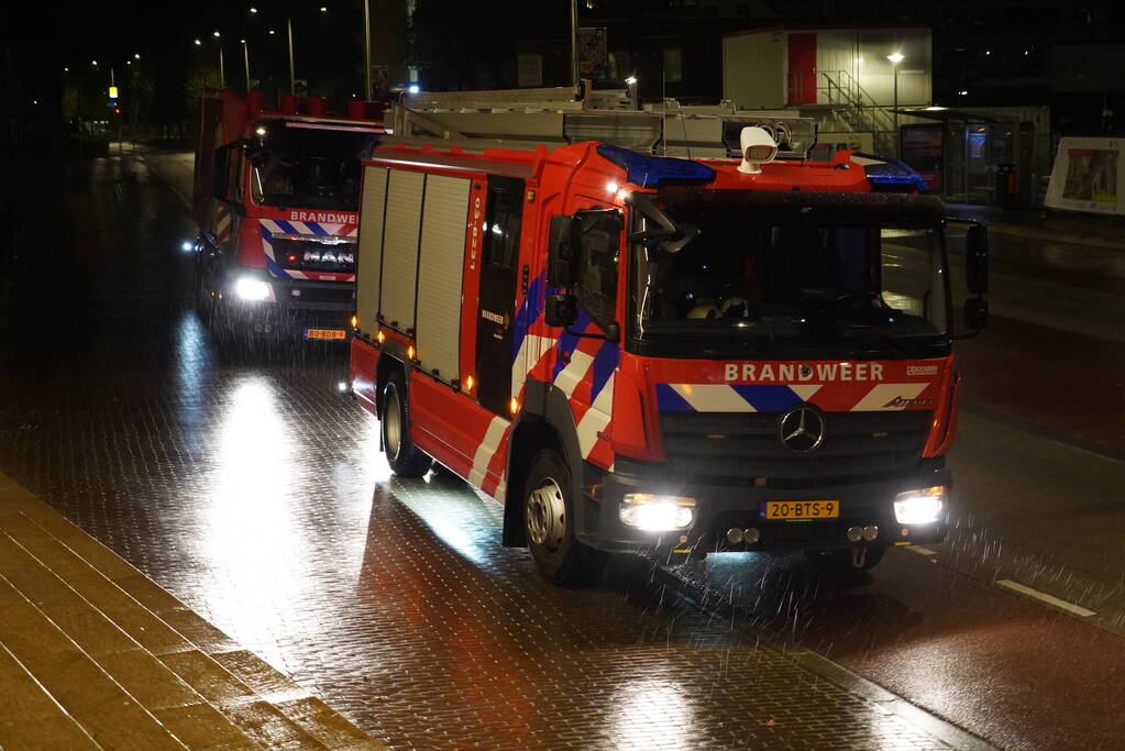 Containerbrand bij De Nieuwe Kolk zorgt voor rookoverlast in parkeergarage