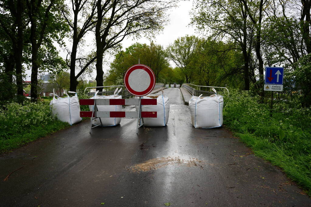 Viaduct niet meer veilig en per direct gesloten