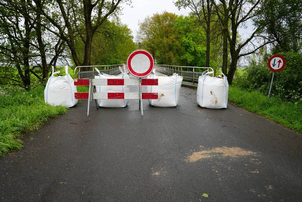 Viaduct niet meer veilig en per direct gesloten