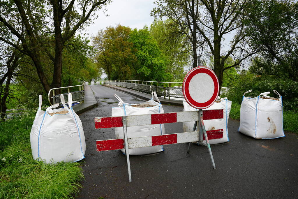 Viaduct niet meer veilig en per direct gesloten