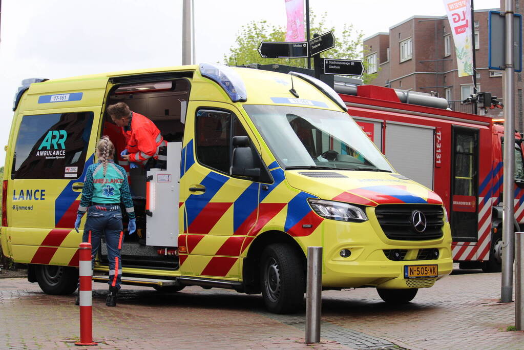 Kinderen nagekeken in ambulance na brand in oven