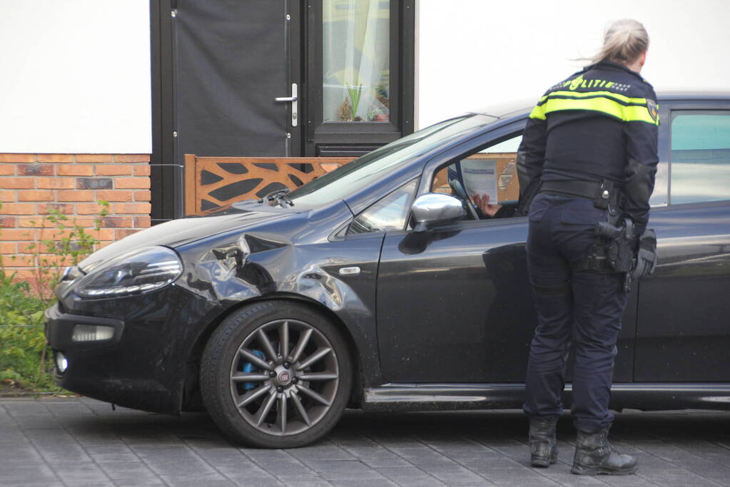 Fatbiker en automobilist in botsing