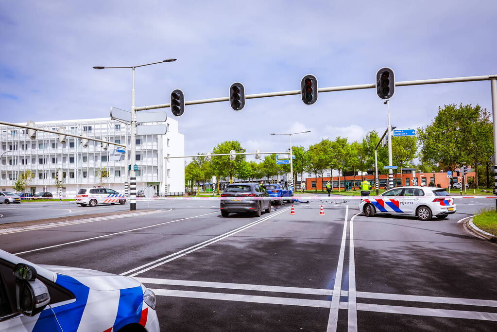 Flinke schade bij botsing op kruispunt