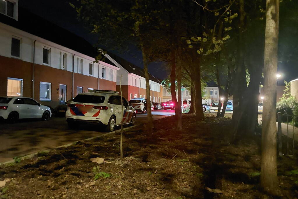 Politie doet onderzoek naar een verdachte situatie