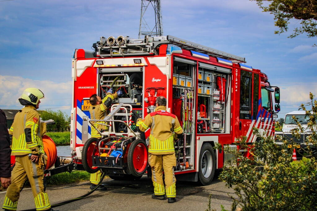 Brand motorcompartiment van sloep