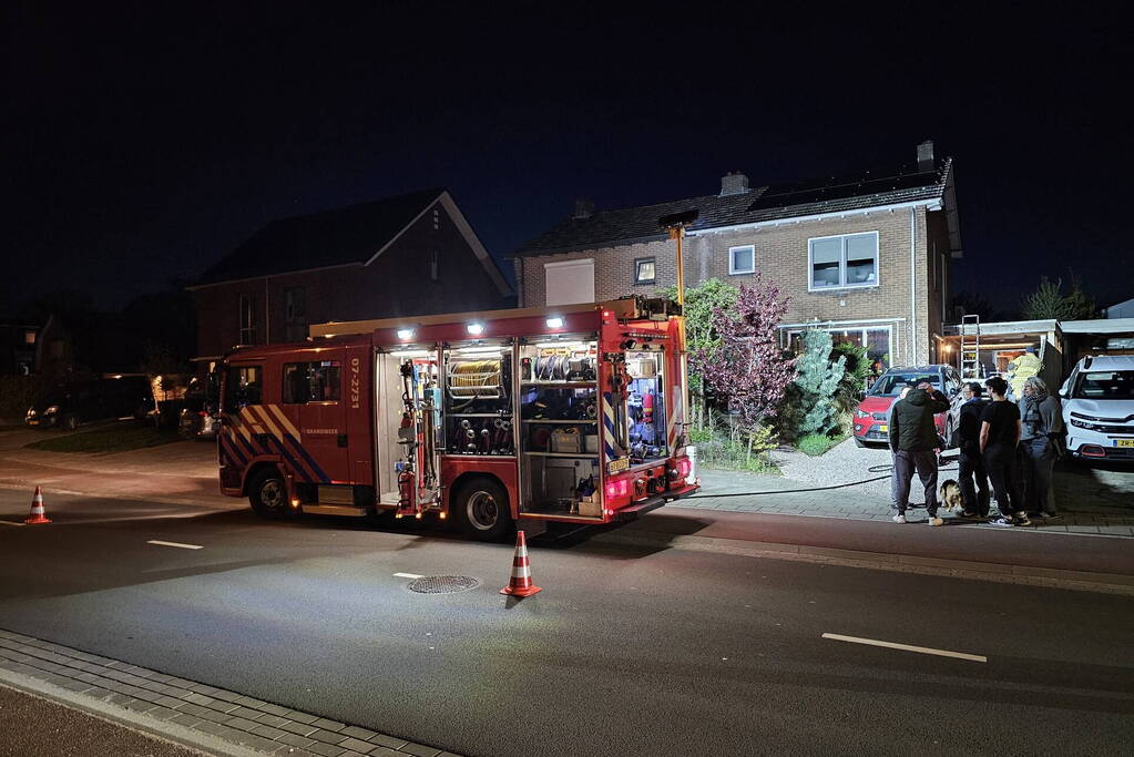 Brand in schoorsteen van pelletkachel