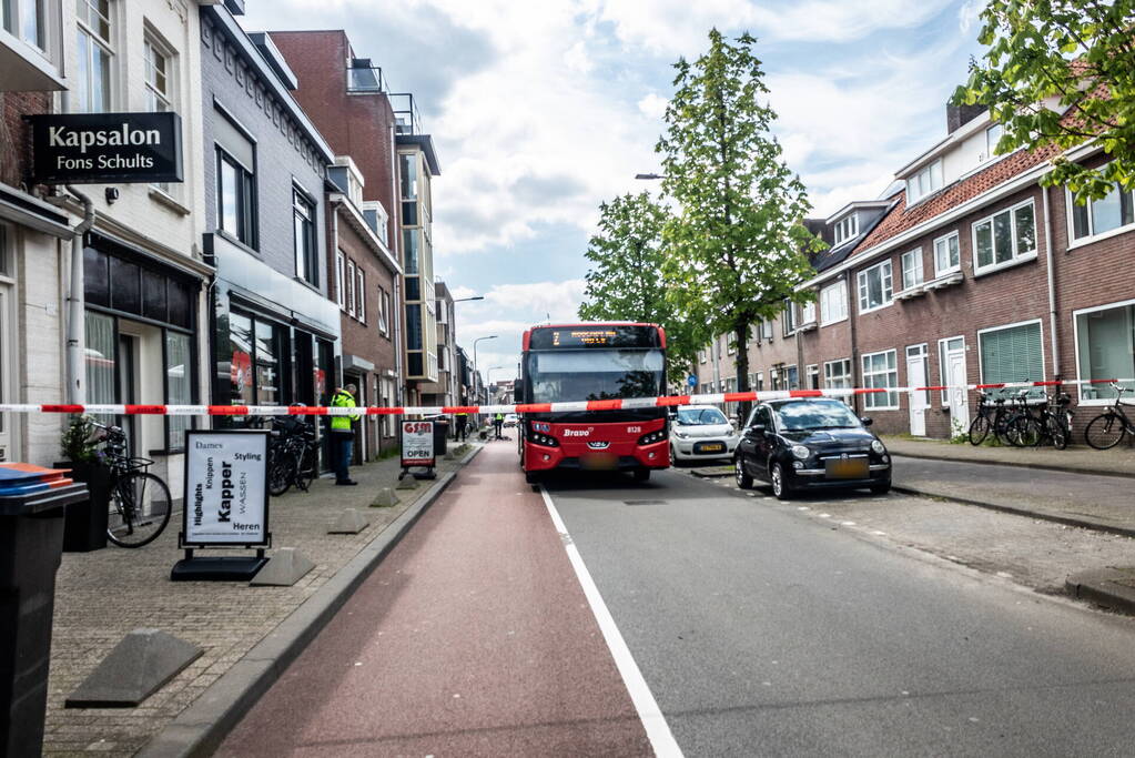 Fietsers gewond bij aanrijding met stadsbus