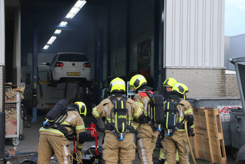 Brand bij autoschade herstelbedrijf