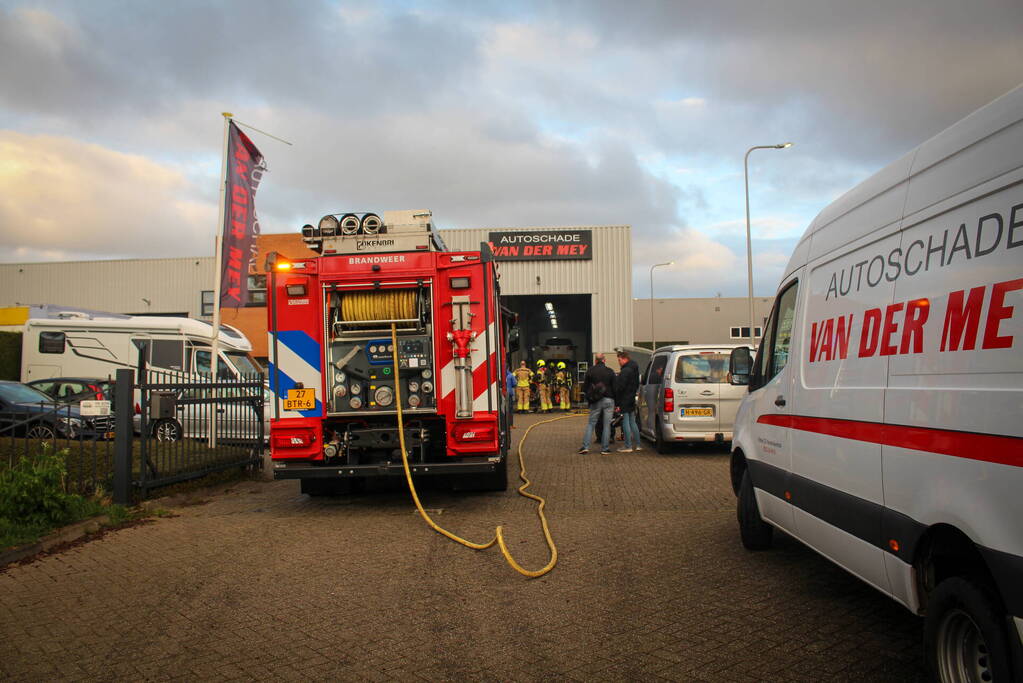 Brand bij autoschade herstelbedrijf