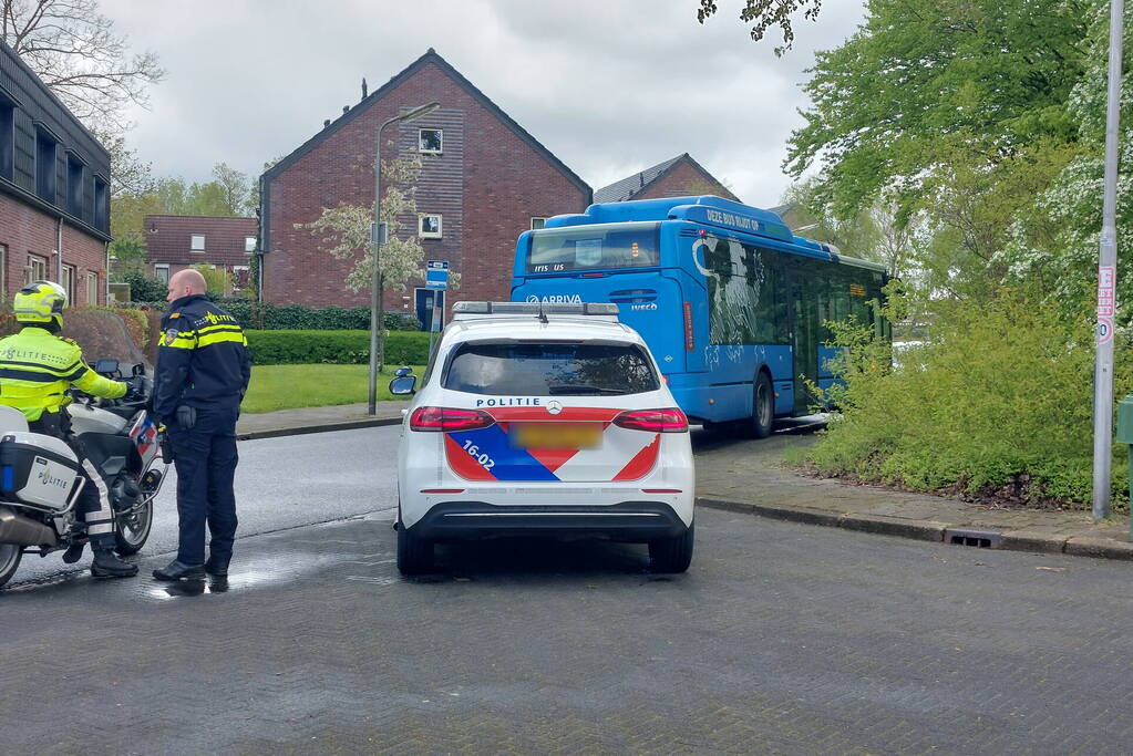 Fietser gewond bij botsing met lijnbus