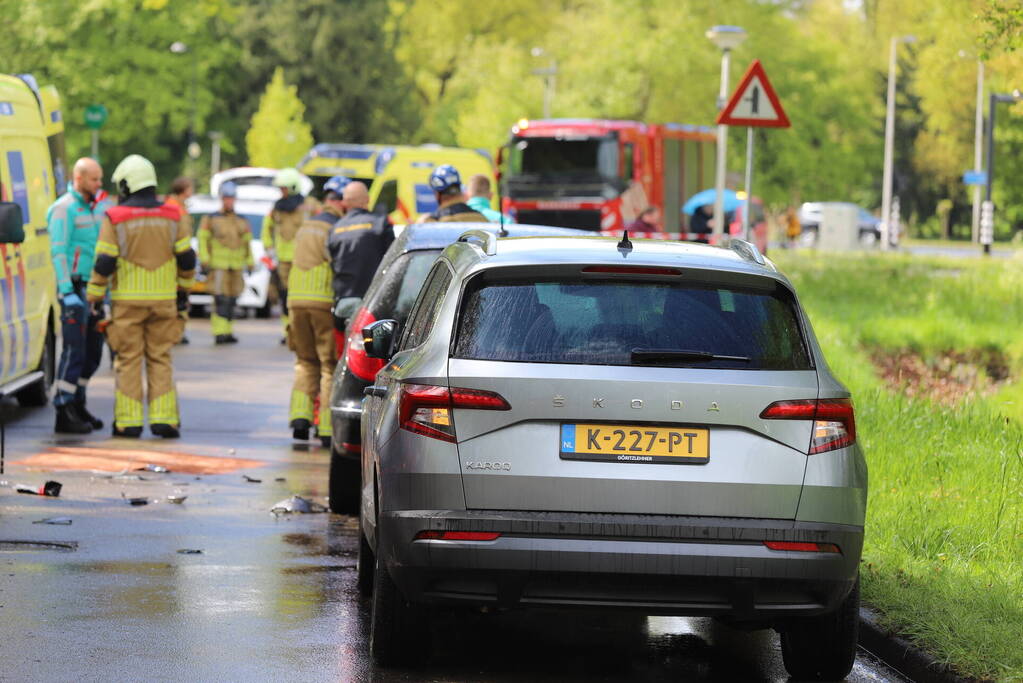 Scooterrijder zwaargewond bij aanrijding