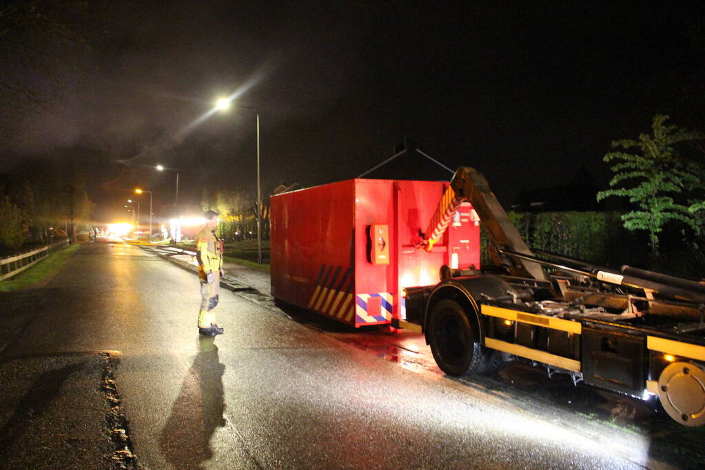 Grote uitslaande brand in stal