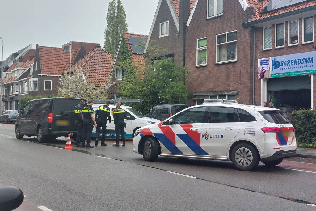 Veel schade bij ongeval tussen twee busjes