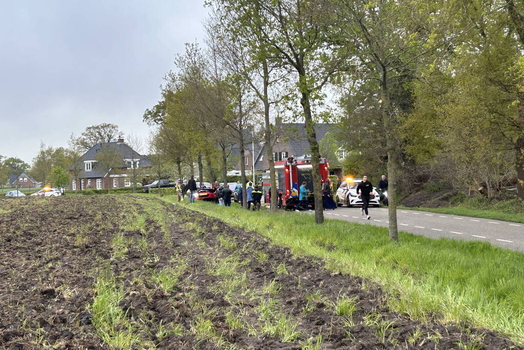 Persoon bekneld na ernstig ongeval