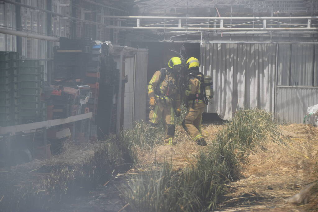 Brand in kas veroorzaakt veel rookontwikkeling