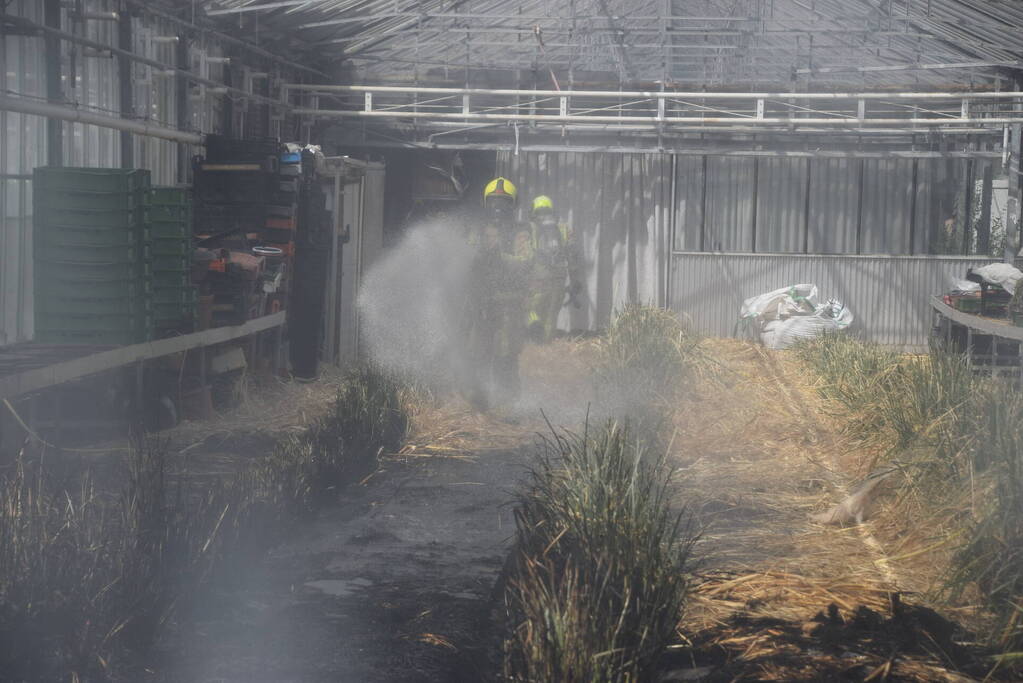 Brand in kas veroorzaakt veel rookontwikkeling