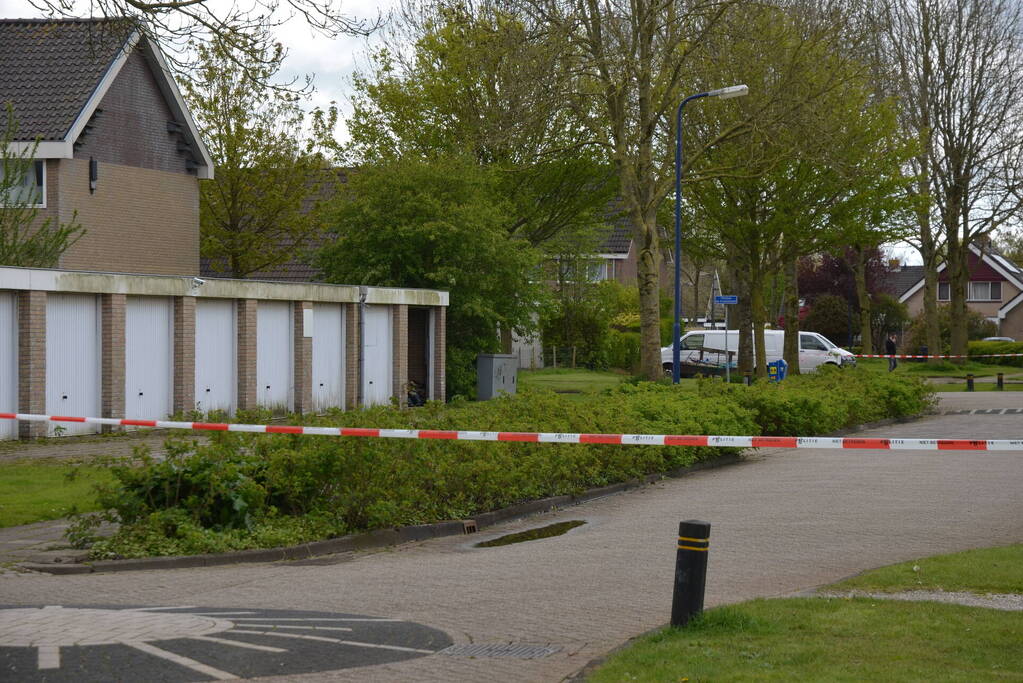 Mogelijk explosieven gevonden, omgeving afgezet explosieven Opruimingsdienst Defensie ingeschakeld