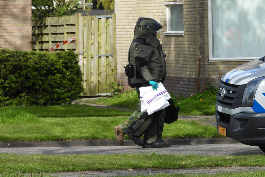 Mogelijk explosieven gevonden, omgeving afgezet explosieven Opruimingsdienst Defensie ingeschakeld