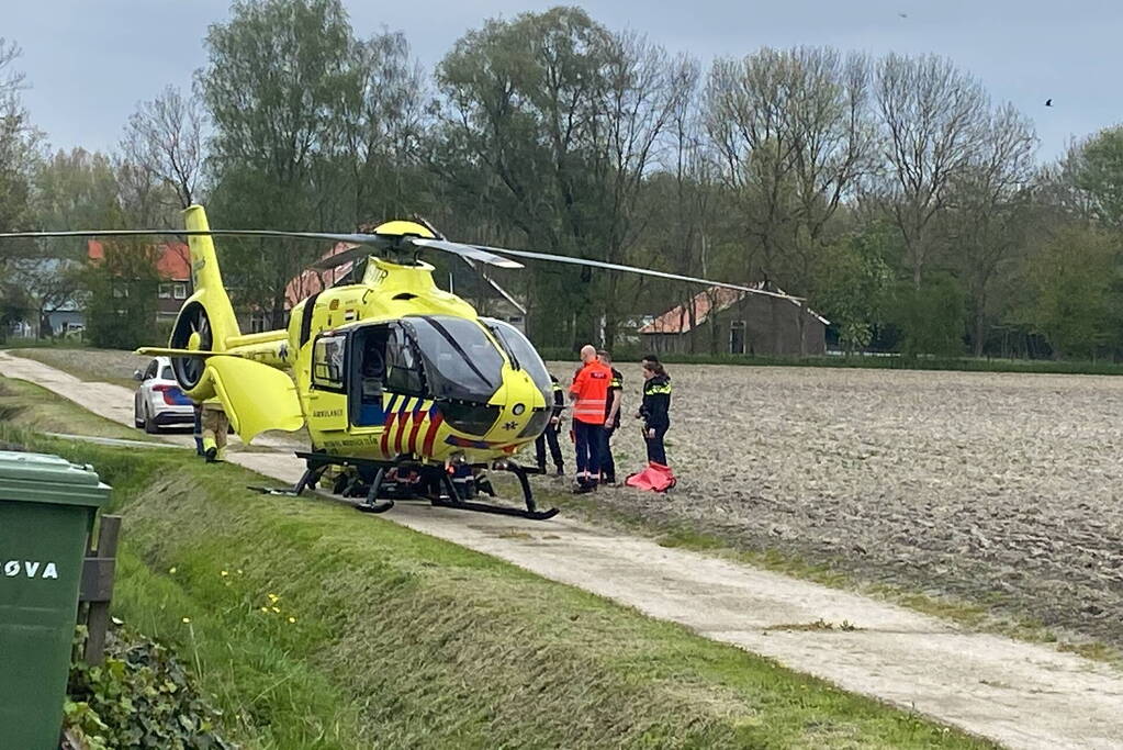 Traumahelikopter vervoerd patiënt naar ziekenhuis