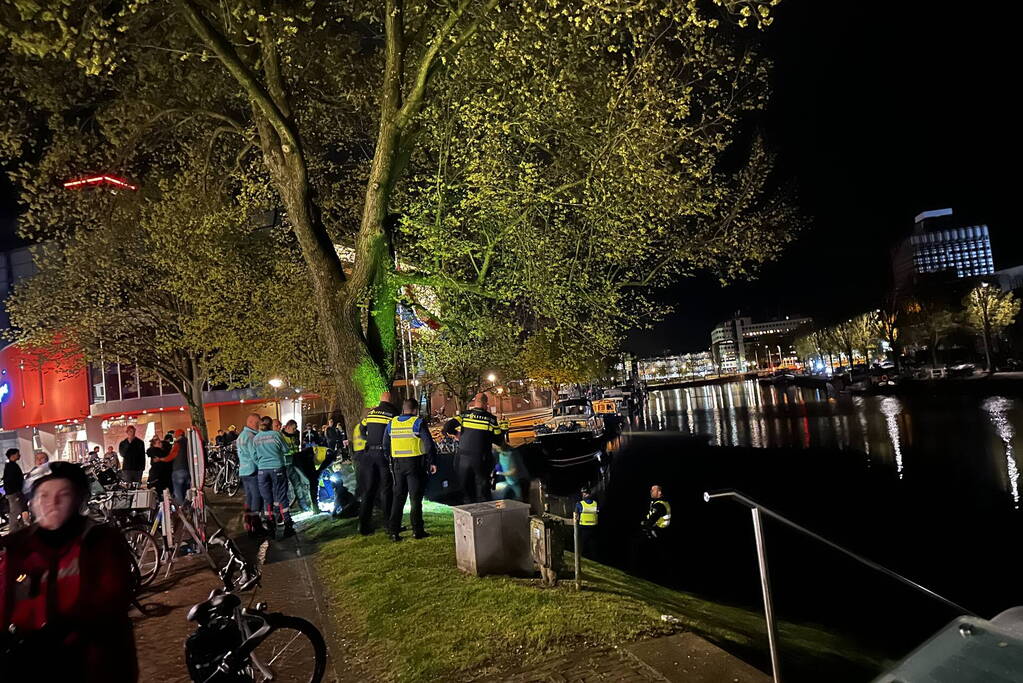 Grote zoekactie naar meerdere personen ter water