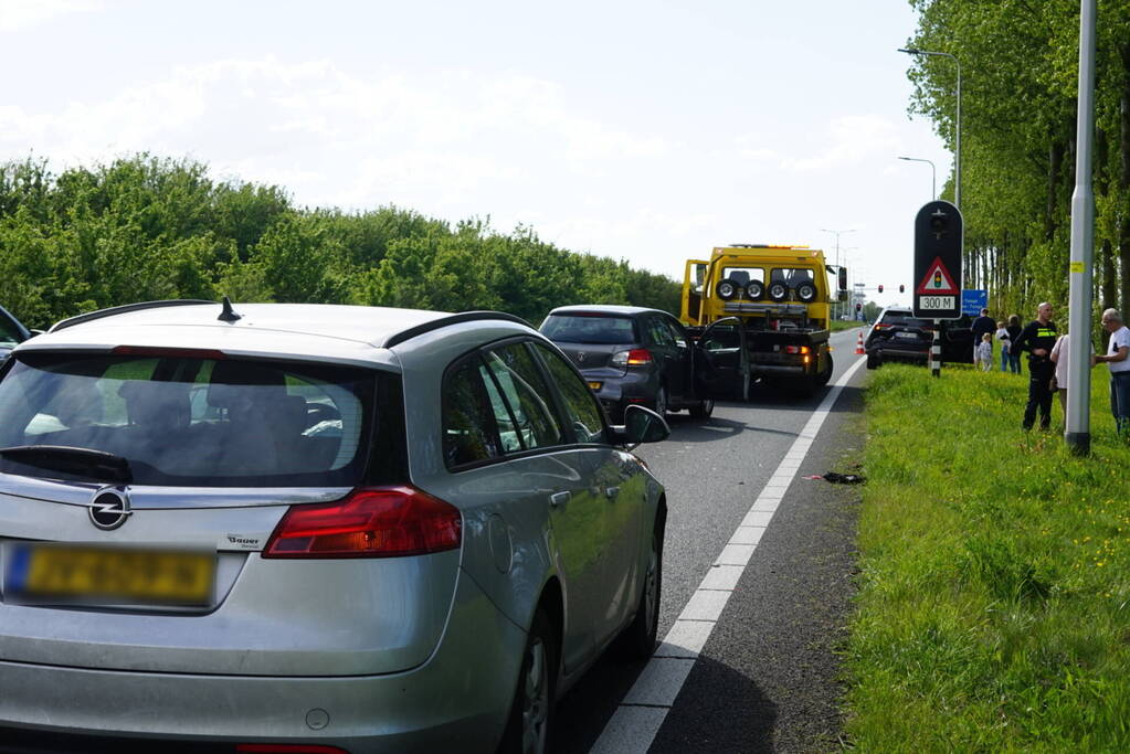 Flinke verkeerschaos na kettingbotsing