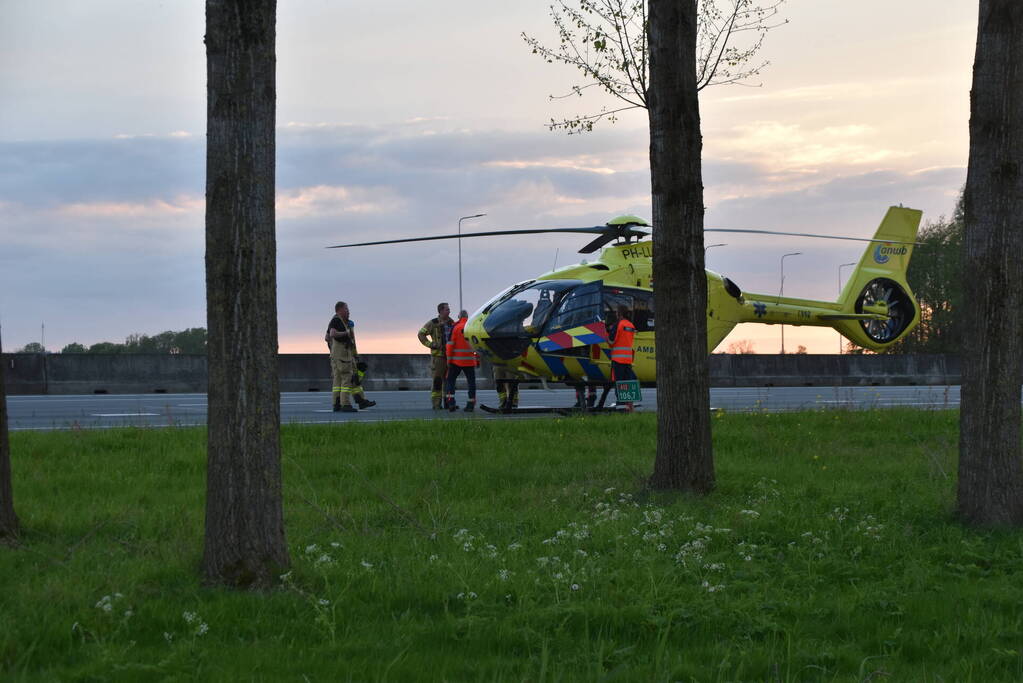 Traumahelikopter ingezet voor ongeval op snelweg