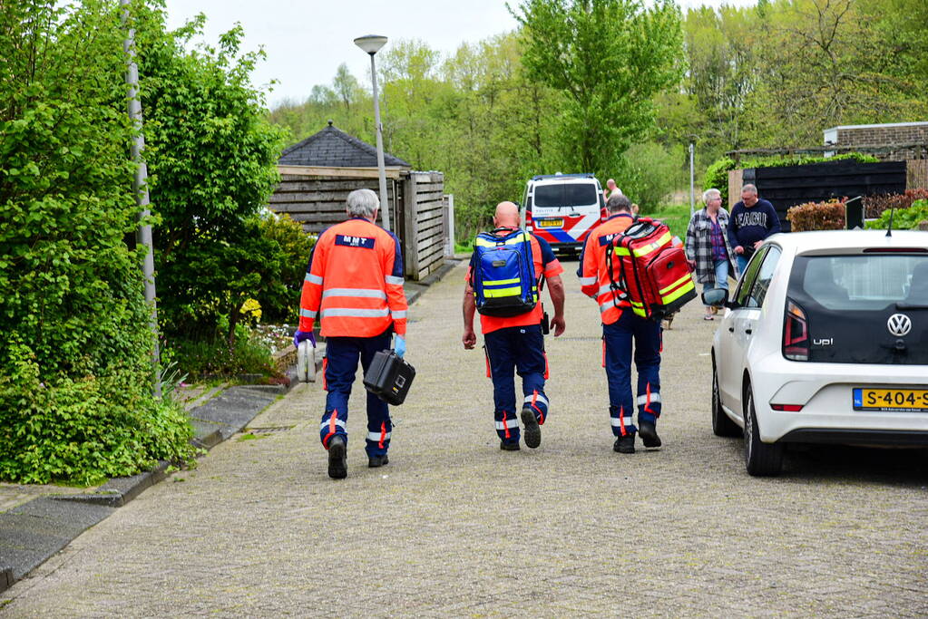 Vrouw overleden na steekincident in woning