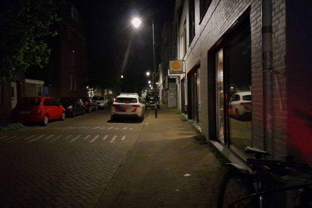 Politie doet onderzoek naar overval melding bij boekencafe