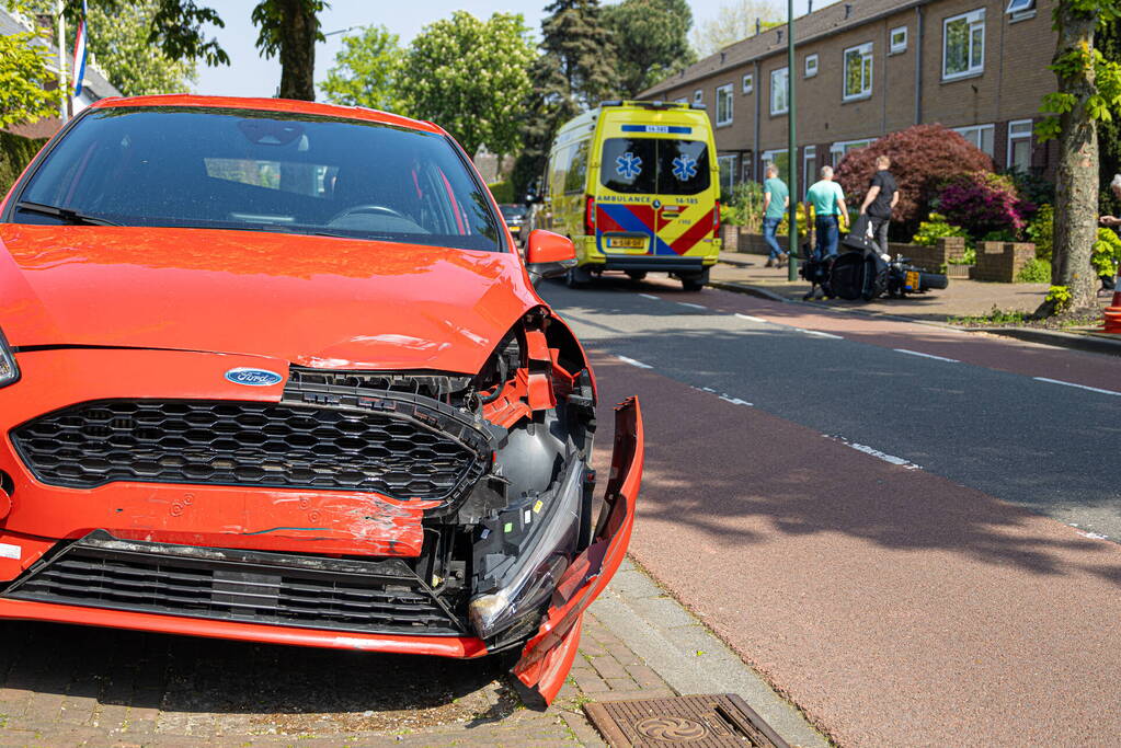 Motorrijder gewond bij verkeersongeval