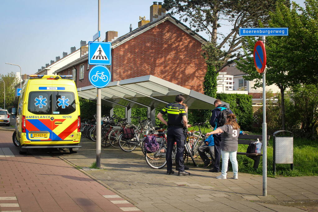 Fietser aangereden door stadsbus