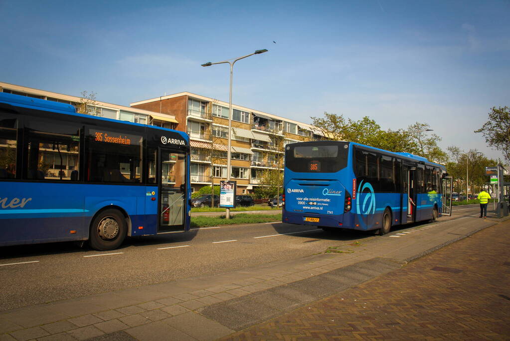 Fietser aangereden door stadsbus