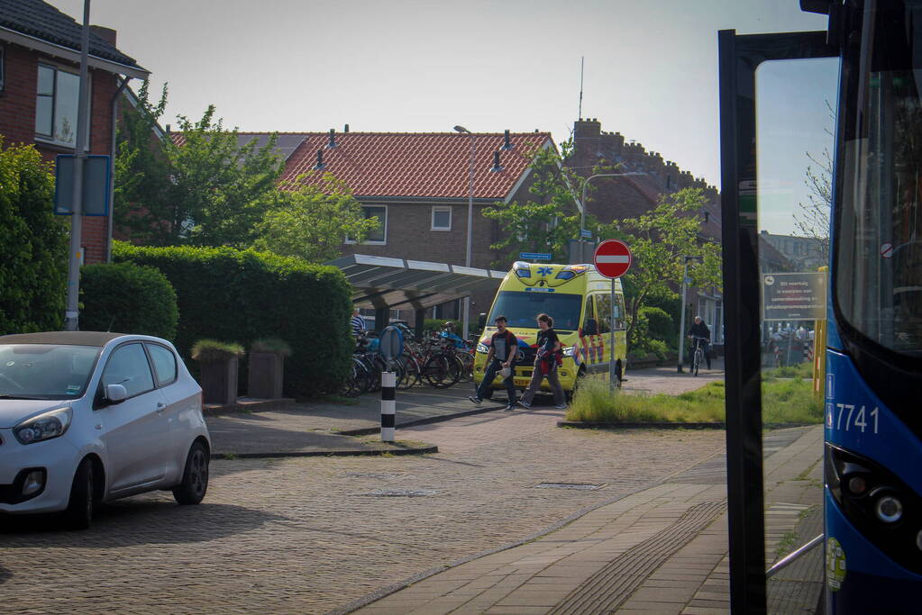 Fietser aangereden door stadsbus