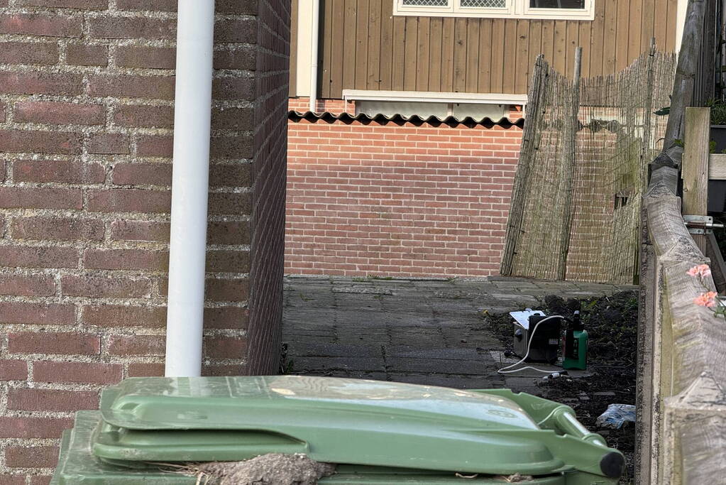 Woning en erf met opstallen gesloten wegens drugshandel