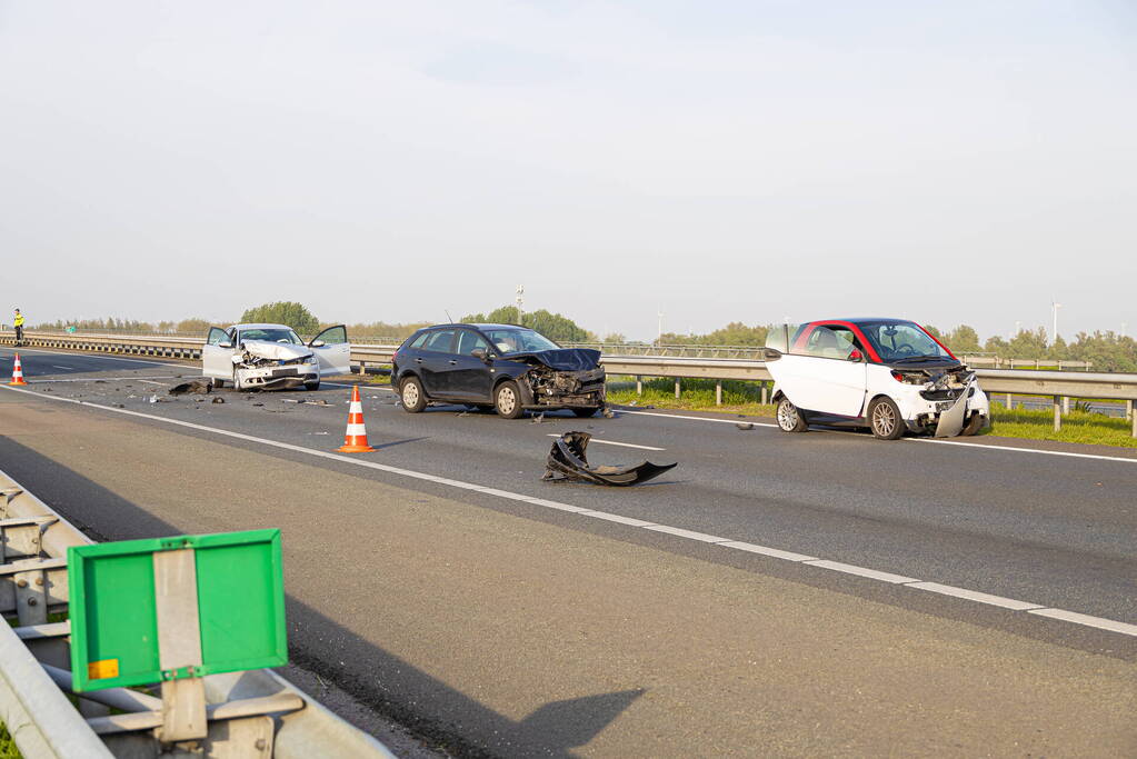 Veel schade en gewonden bij kettingbotsing