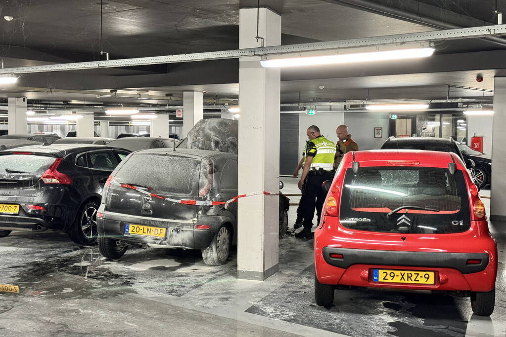 Grote brand in Q-Park parkeergarage