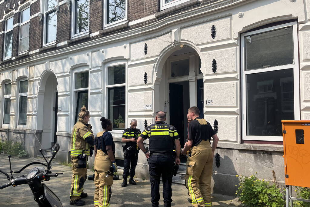 Leiding gebarsten in maisonnette woning