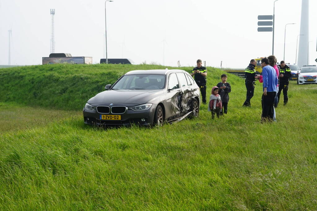 Gezin komt met schrik vrij na ongeval met vrachtauto