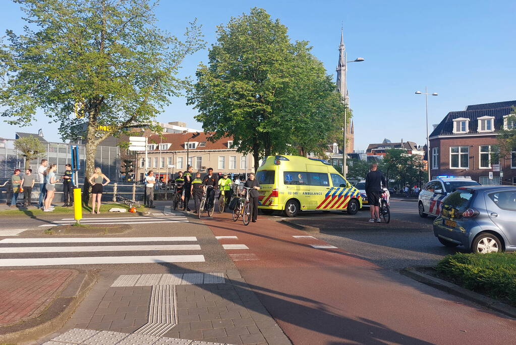 Fietser gewond na ongeval met auto