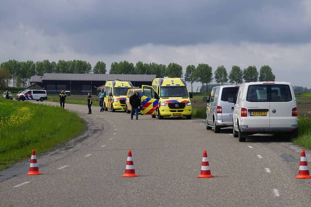 Traumateam ingezet voor motorrijder die uit bocht vliegt