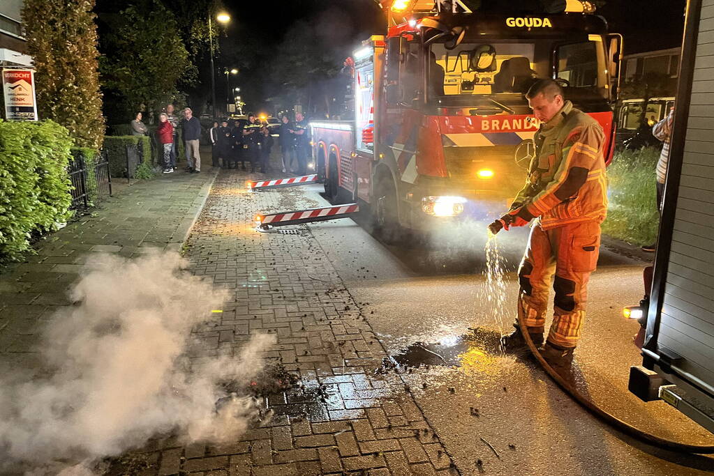 Schoorsteenbrand snel onder controle