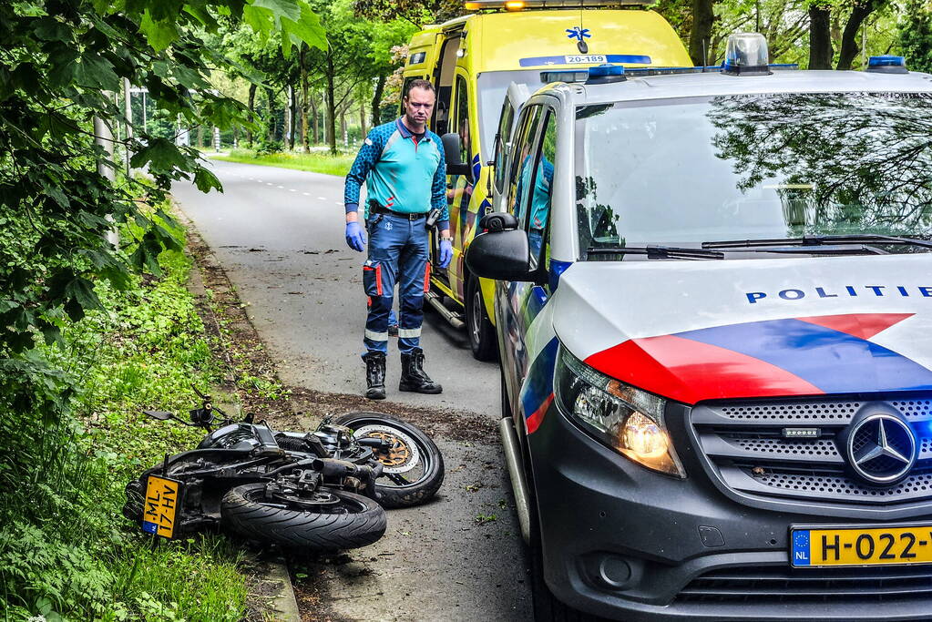 Motorrijder gewond na eenzijdig ongeval