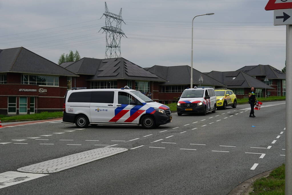 Omgeving afgezet voor persoon met verward gedrag op viaduct