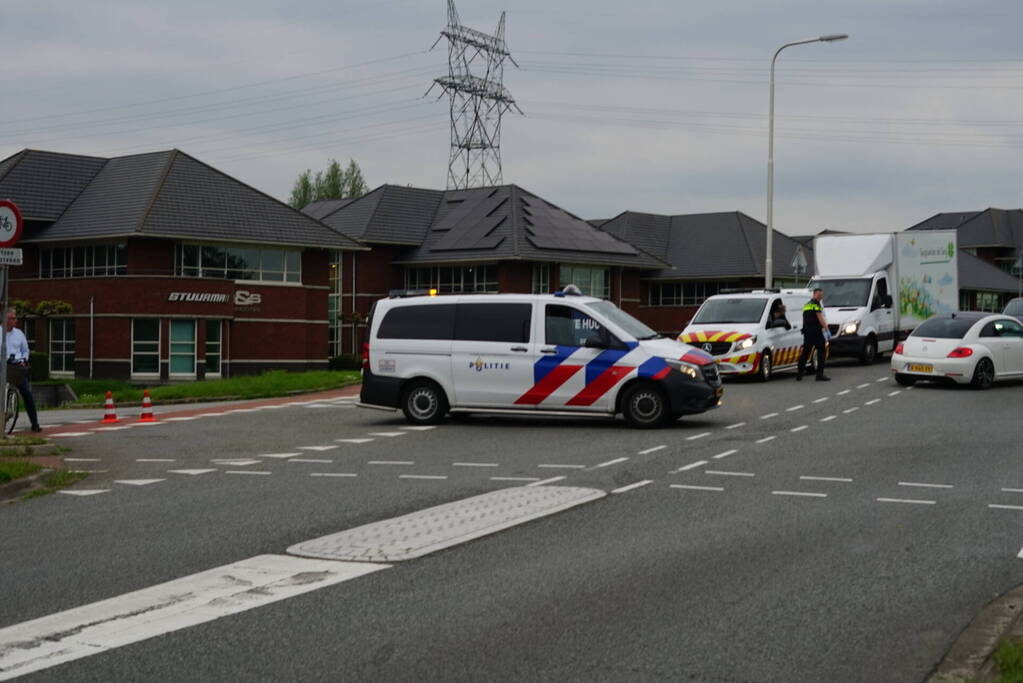 Omgeving afgezet voor persoon met verward gedrag op viaduct