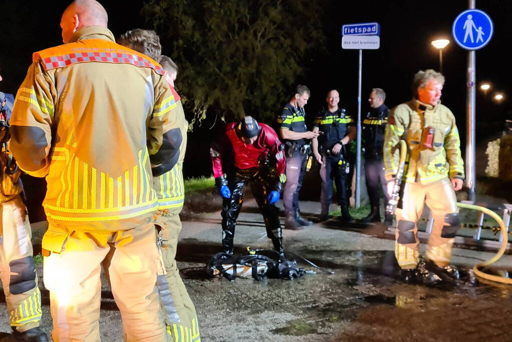 Duikers zoeken naar vermiste persoon