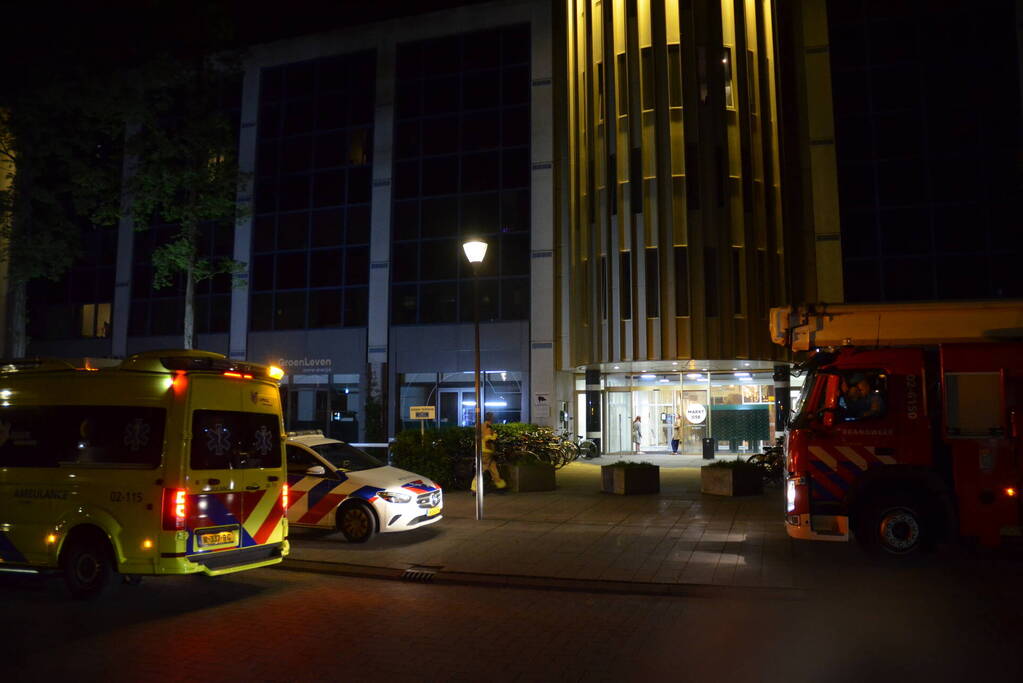 Twee mensen gewond bij brand in appartementencomplex