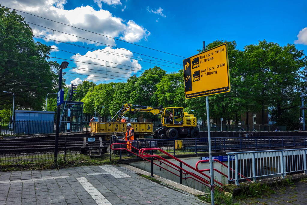 Werkzaamheden aan spoor in volle gang