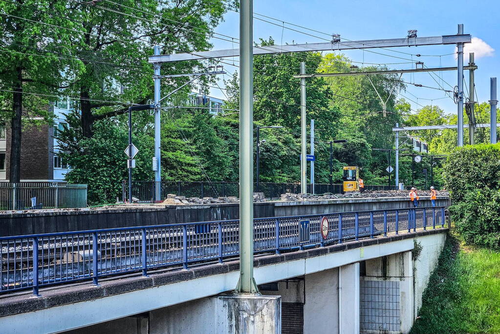 Werkzaamheden aan spoor in volle gang